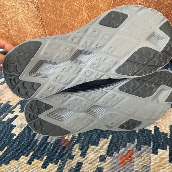 Hoka OneOne Huaka Origins Triple Black Sneaker Mens 12 - Picture 5 of 10